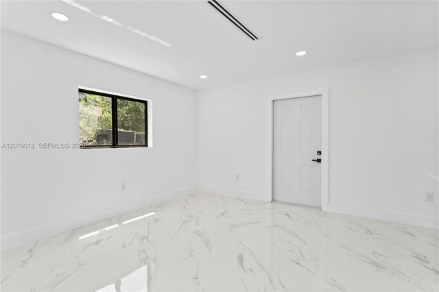 12035 SW 214th Terrace, Miami, FL 33177