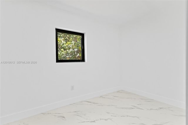 12035 SW 214th Terrace, Miami, FL 33177