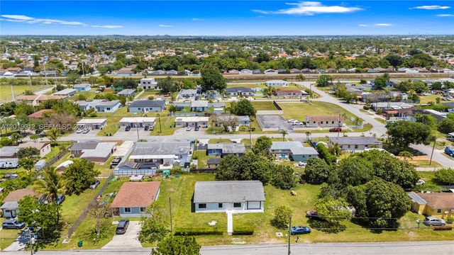 12035 SW 214th Terrace, Miami, FL 33177
