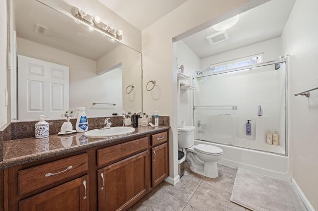 653 Mission De Oro Drive, Redding, CA 96003