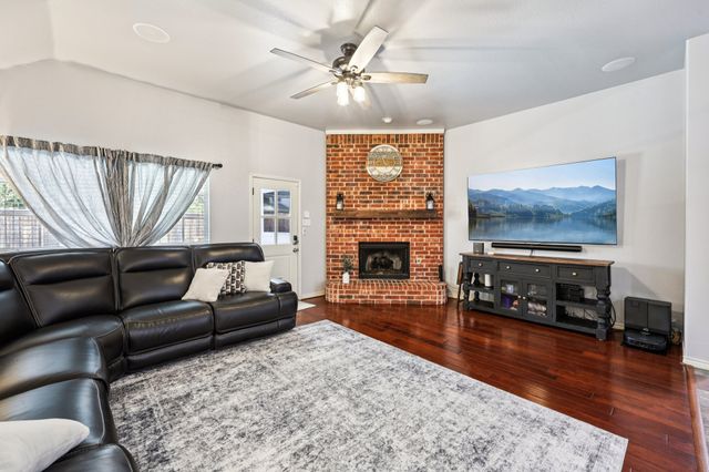 8700 Blacktail Trail, Mckinney, TX 75070