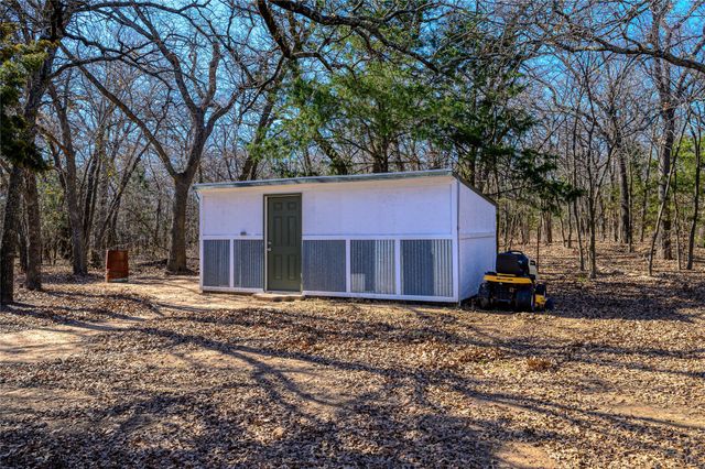 4597 W Line Road, Whitesboro, TX 76273