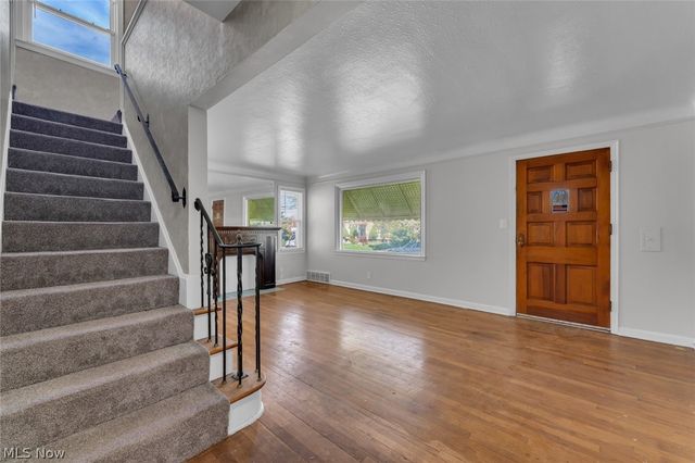 226 E 242nd Street, Euclid, OH 44123