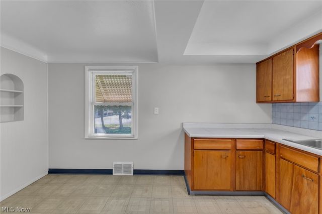 226 E 242nd Street, Euclid, OH 44123