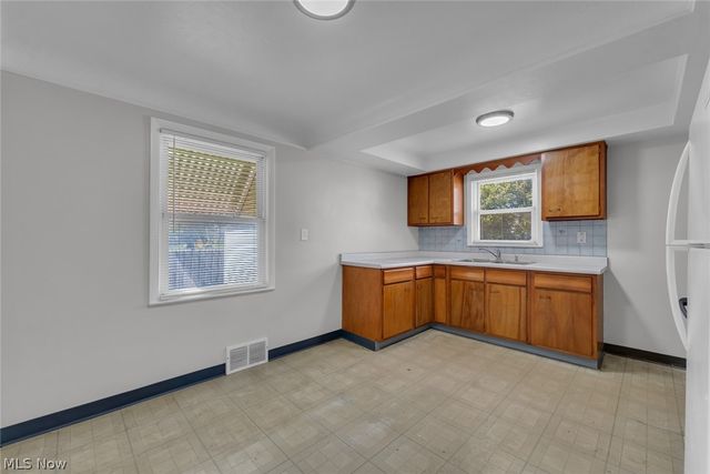226 E 242nd Street, Euclid, OH 44123