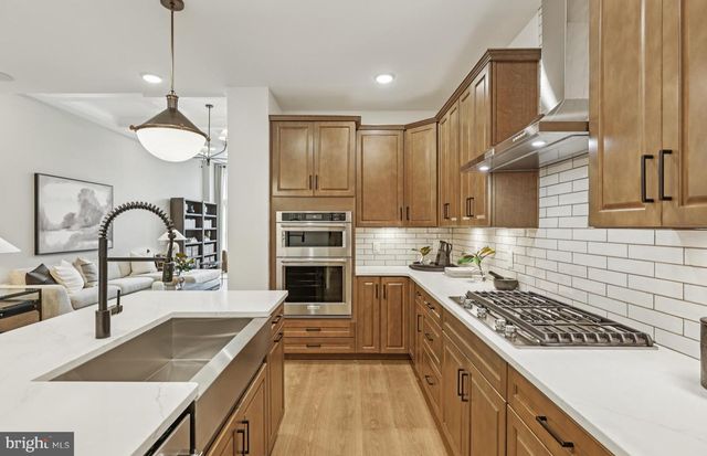 6103 AZURITE WAY, Haymarket, VA 20169