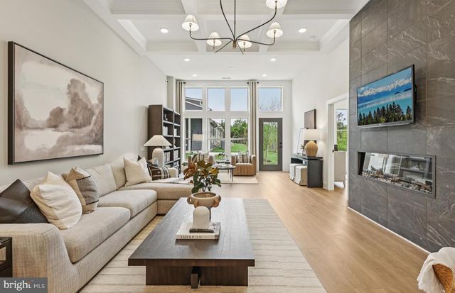 6103 AZURITE WAY, Haymarket, VA 20169