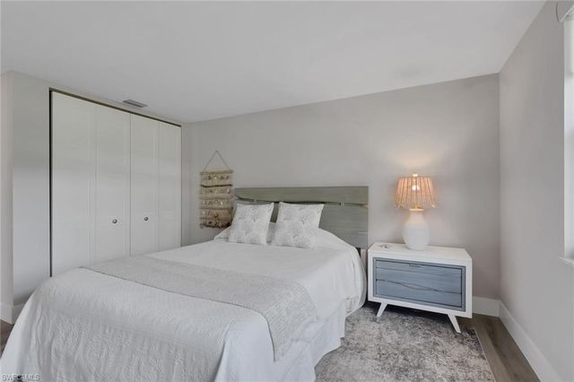 3 Bluebill AVE 107, Naples, FL 34108