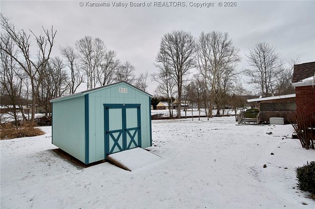 111 Beechwood Estates, Scott Depot, WV 25560