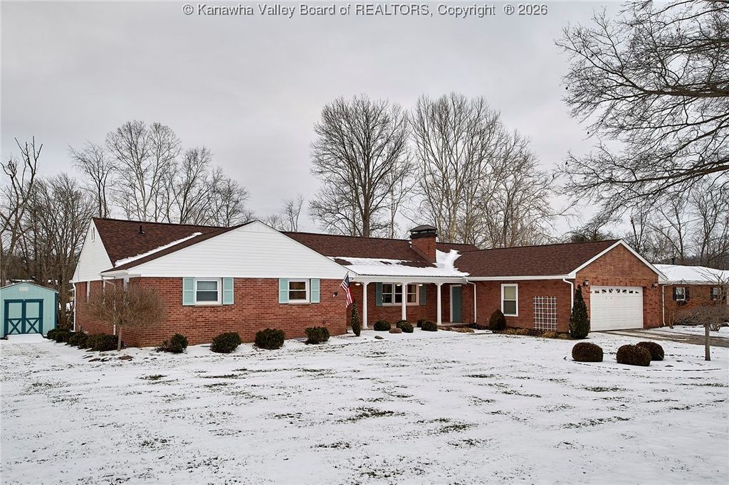 111 Beechwood Estates, Scott Depot, WV 25560