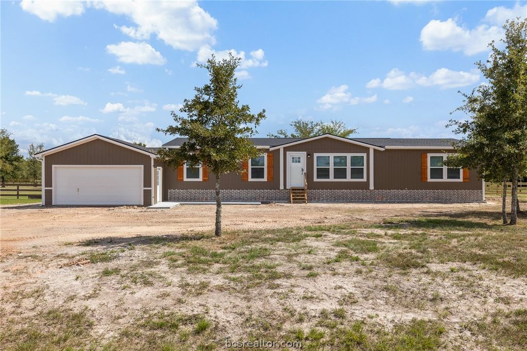 6798 Atakapan Trail, Bedias, TX 77831 — exterior