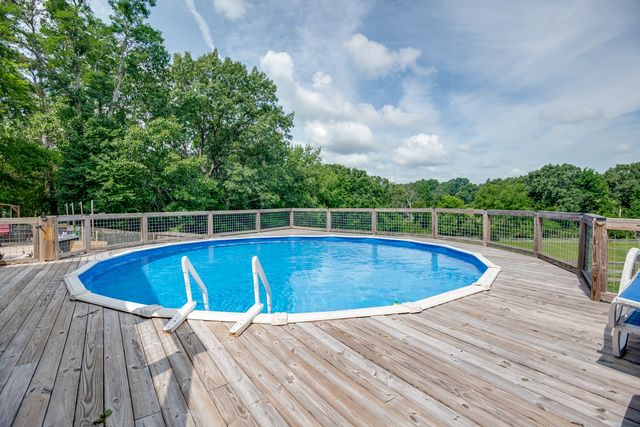 9947 Old Highway 46, Bon Aqua, TN 37025