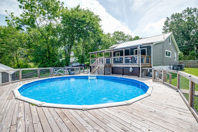 9947 Old Highway 46, Bon Aqua, TN 37025