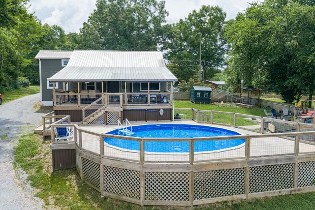 9947 Old Highway 46, Bon Aqua, TN 37025