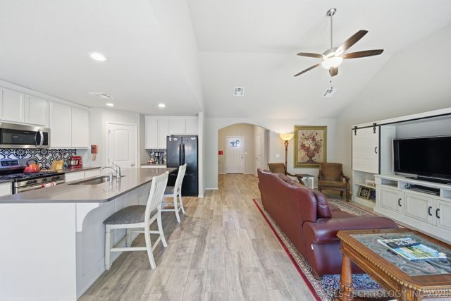 3624 N 32nd Street, Broken Arrow, OK 74014