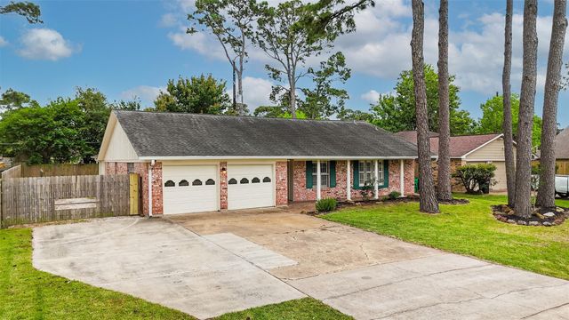 10014 Sweet Gum Lane, Baytown, TX 77521