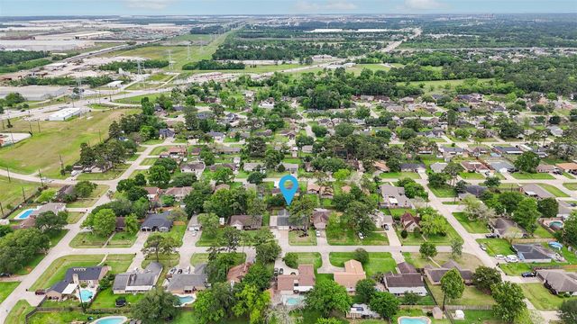 10014 Sweet Gum Lane, Baytown, TX 77521