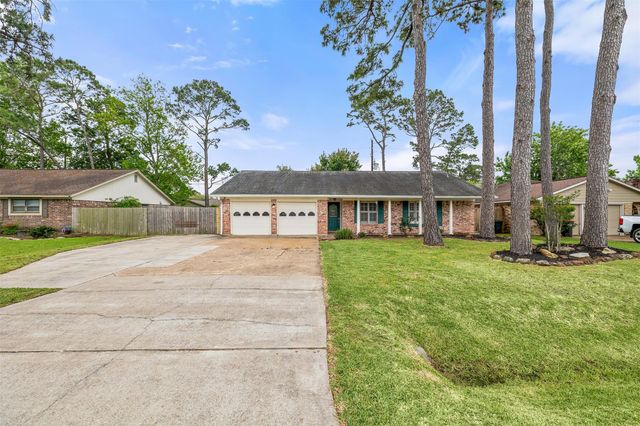 10014 Sweet Gum Lane, Baytown, TX 77521