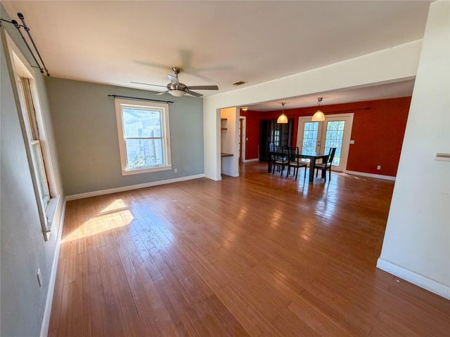 504 S Boundary ST, Burnet, TX 78611