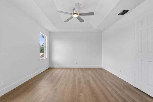 7823 Springfield Lake Drive, Lake Worth, FL 33467