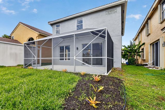 7823 Springfield Lake Drive, Lake Worth, FL 33467