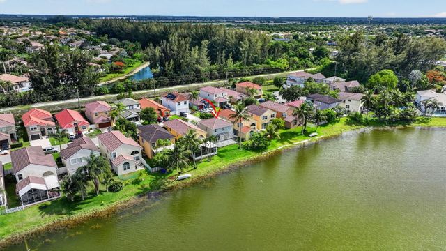 7823 Springfield Lake Drive, Lake Worth, FL 33467