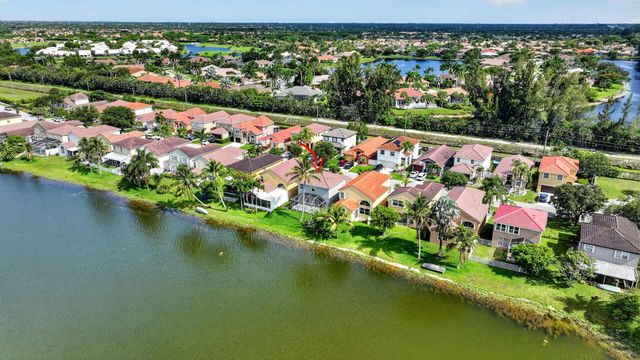 7823 Springfield Lake Drive, Lake Worth, FL 33467
