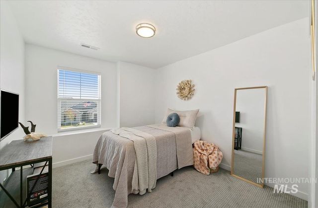 7012 W Plateau Creek St, Meridian, ID 83646