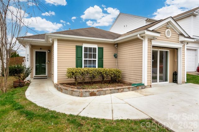 2106 Buckleigh Drive, Charlotte, NC 28215