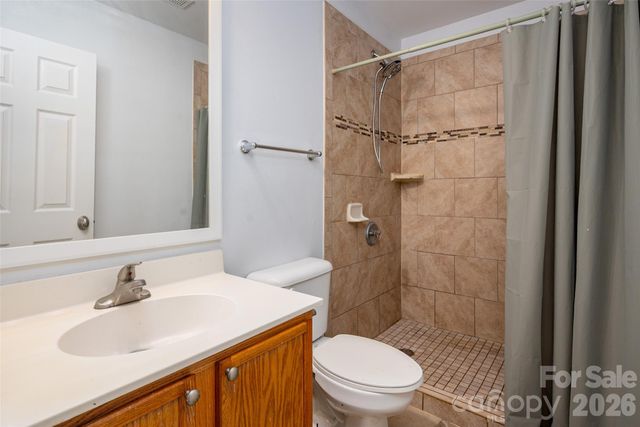 2106 Buckleigh Drive, Charlotte, NC 28215