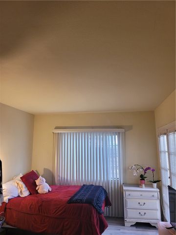 2905 Inglewood Avenue, Redondo Beach, CA 90278