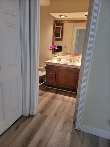 2905 Inglewood Avenue, Redondo Beach, CA 90278