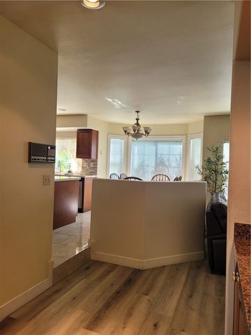 2905 Inglewood Avenue, Redondo Beach, CA 90278