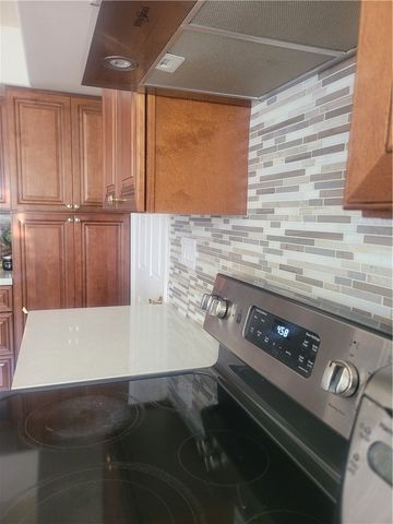 2905 Inglewood Avenue, Redondo Beach, CA 90278