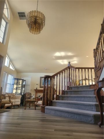 2905 Inglewood Avenue, Redondo Beach, CA 90278