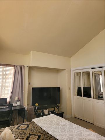 2905 Inglewood Avenue, Redondo Beach, CA 90278