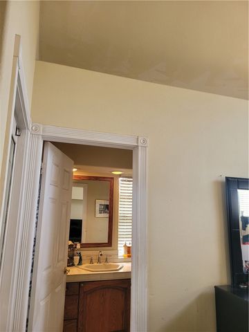 2905 Inglewood Avenue, Redondo Beach, CA 90278