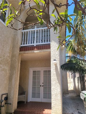 2905 Inglewood Avenue, Redondo Beach, CA 90278