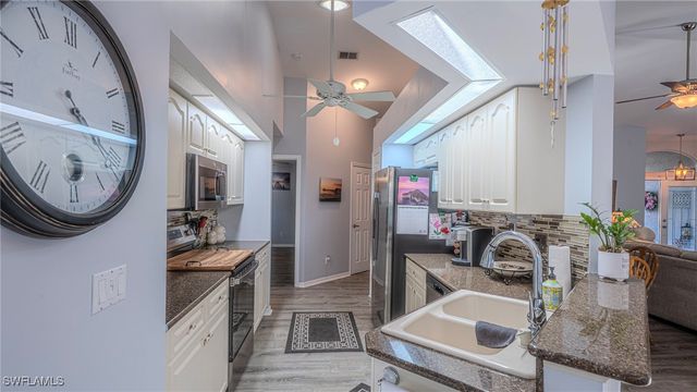 22638 FOREST VIEW DR, Estero, FL 33928