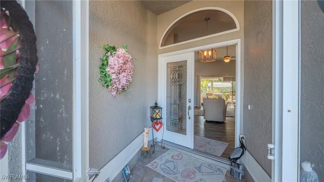 22638 FOREST VIEW DR, Estero, FL 33928