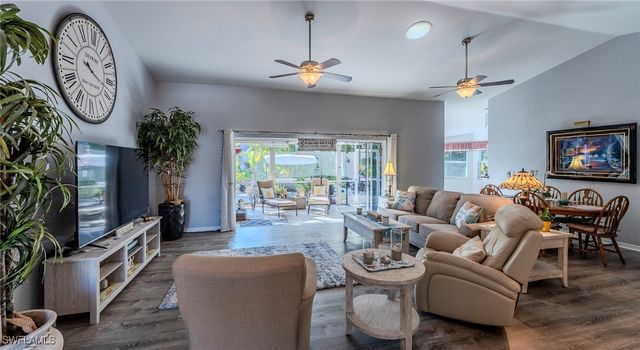 22638 FOREST VIEW DR, Estero, FL 33928