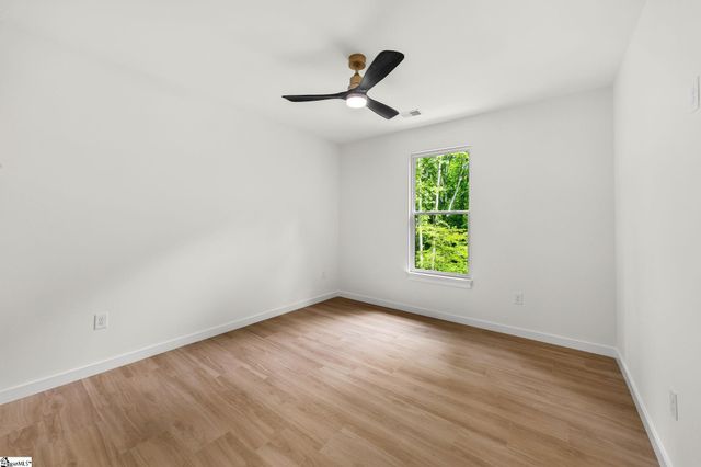 112 Singing Pines Drive, Greenville, SC 29611