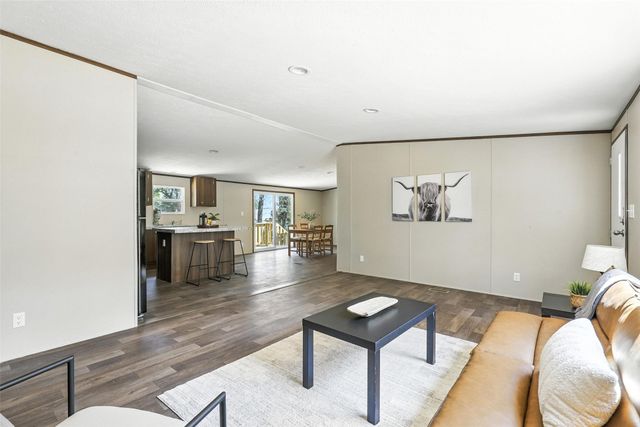 152 Jody Lane, Azle, TX 76020