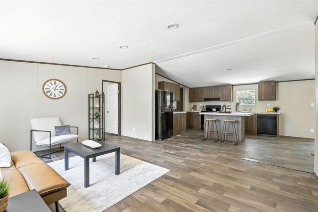 152 Jody Lane, Azle, TX 76020