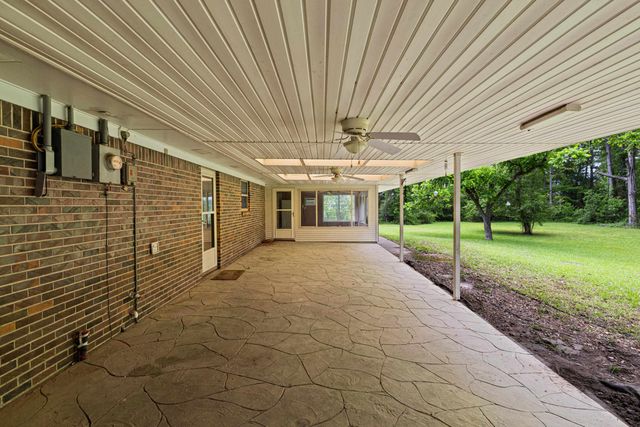 4753 E COUNTRY CLUB RD, Hallsville, TX 75650
