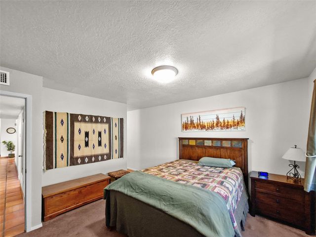 2859 Calle De Oriente, Santa Fe, NM 87507