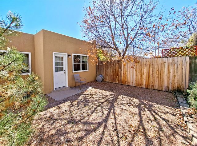 2859 Calle De Oriente, Santa Fe, NM 87507