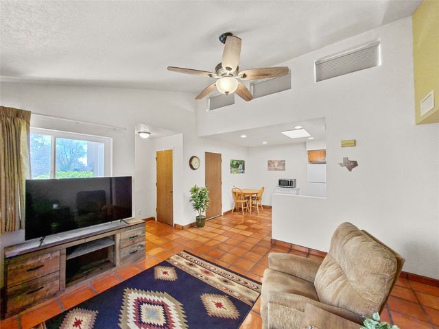 2859 Calle De Oriente, Santa Fe, NM 87507