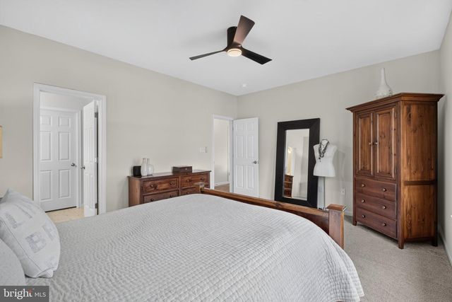 228 FLINTWOOD DR, Oxford, PA 19363