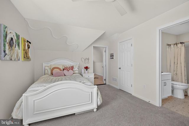 228 FLINTWOOD DR, Oxford, PA 19363